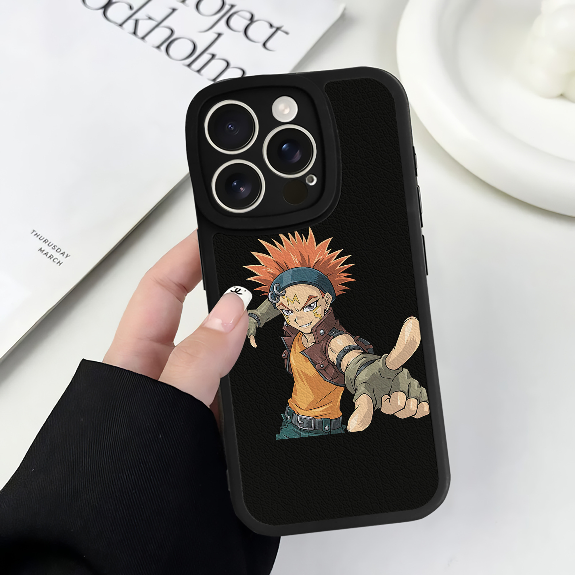 遊☆戯☆王 Yu-Gi-Oh! 【iPhone 16シリーズ対応】シリコンスマホケース（レザー調） 材質：シリコン